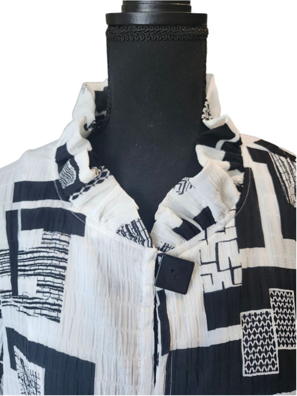 ali miles White & Black Abstract Blouse L - Picture 2 of 6